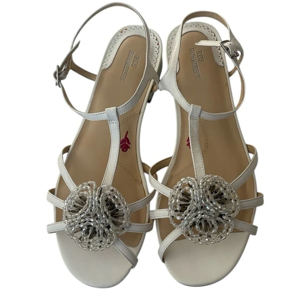 Ros Hommerson Jackie white leather sandal w/ beaded flower embellishment, 9W
